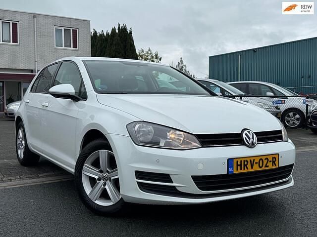 Wit Occasion 2014 VW Golf VII Trendline Hatchback | € 9.450 (Eerlijke prijs) - Afbeelding 1/4