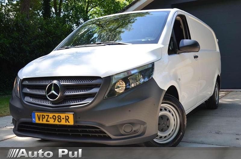 Gebruikt 2022 Mercedes Vito Van | € 20.900 (Super prijs) - Afbeelding 1/4