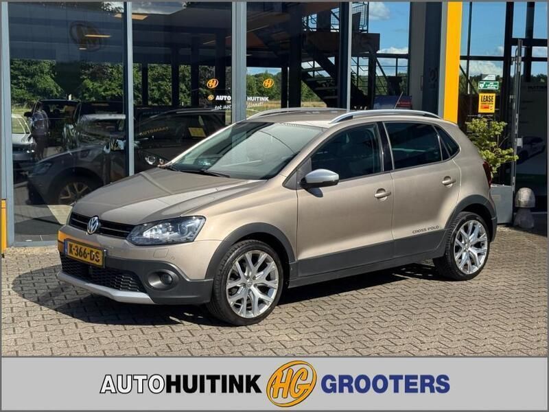 Bruin Gebruikt 2016 VW Polo Highline Hatchback | € 11.990 (Duur) - Afbeelding 1/4