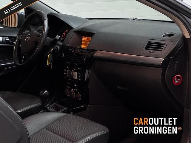 Occasion Opel Astra GTC Cosmo 140 PK (102 kW) 2008 Grijs Hatchback