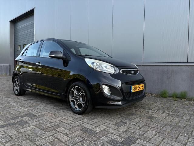 Zwart Gebruikt 2013 Kia Picanto Hatchback | € 2.999 (Goede deal) - Afbeelding 1/4
