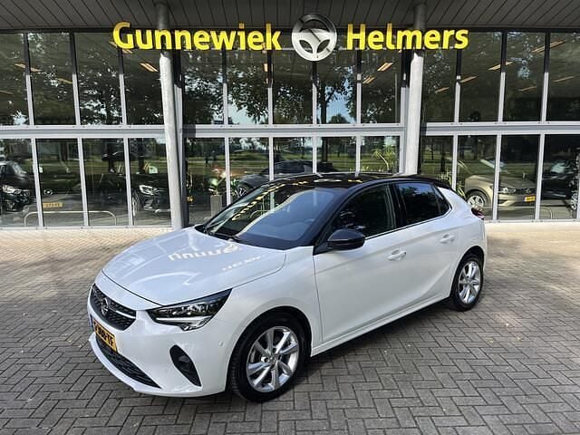 Wit Gebruikt 2022 Opel Corsa GS Line Hatchback | € 15.850 (Eerlijke prijs) - Afbeelding 1/4