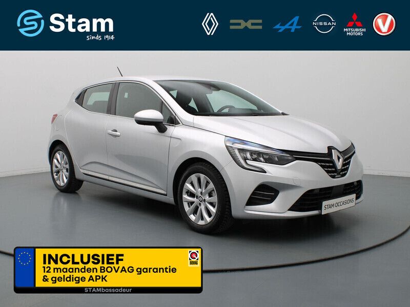 Grijs Gebruikt 2021 Renault Clio V Intens Hatchback | € 18.290 (Eerlijke prijs) - Afbeelding 1/4