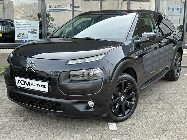 Zwart Gebruikt 2017 Citroën C4 Cactus PureTech Hatchback | € 10.950 (Duur) - Afbeelding 1/4