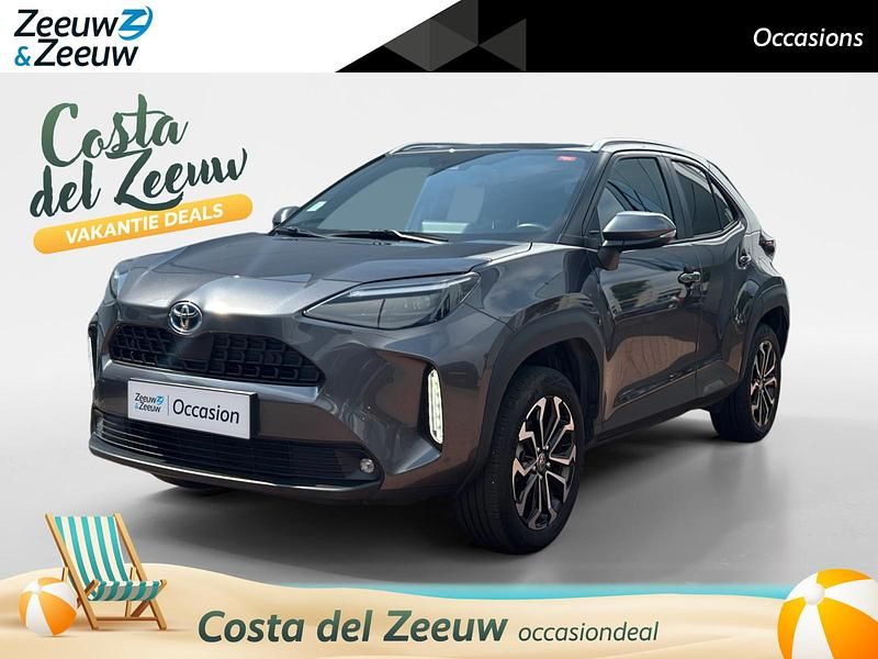 Grijs Gebruikt 2022 Toyota Yaris Cross SUV | € 26.440 (Eerlijke prijs) - Afbeelding 1/4