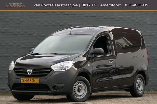 Zwart Gebruikt 2015 Dacia Dokker Van | € 5.750 (Eerlijke prijs) - Afbeelding 1/4