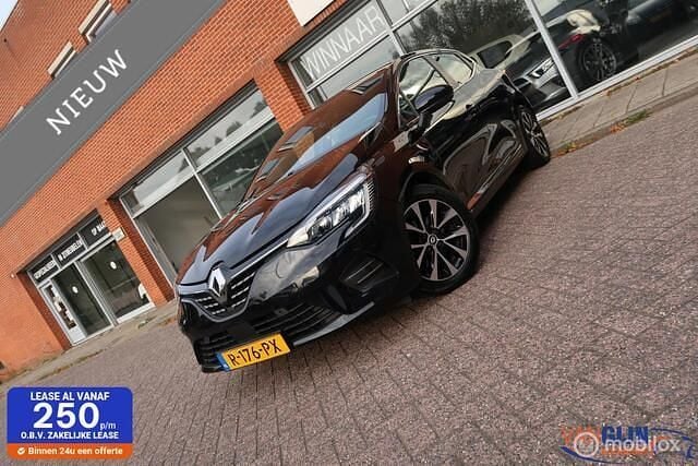 Zwart Gebruikt 2022 Renault Clio V R.S. Hatchback | € 15.450 - Afbeelding 1/4