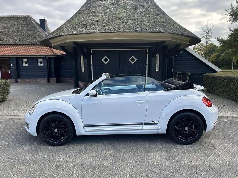 Occasion VW Beetle Cabriolet Cup 105 PK (77 kW) 2015 Wit Cabriolet