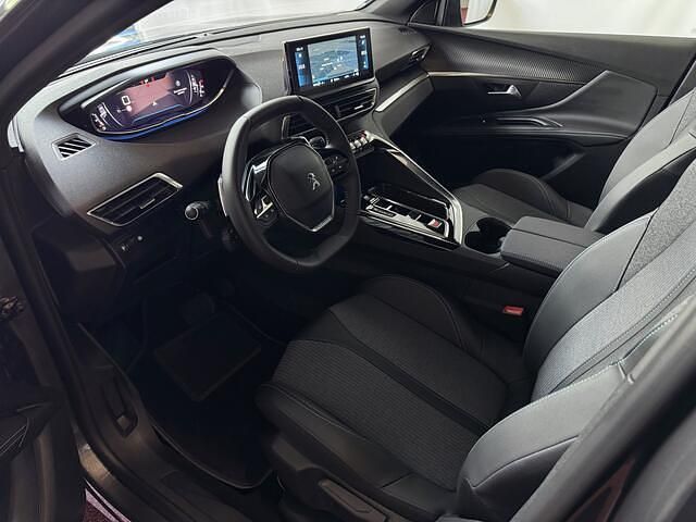 Occasion Peugeot 5008 Allure 131 PK (96 kW) 2023 Grijs MPV