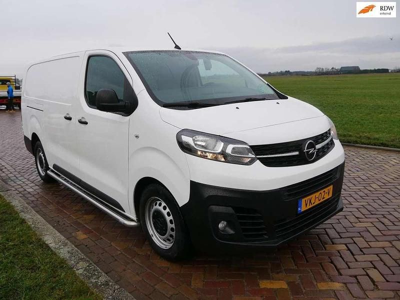 Wit Occasion 2021 Opel Vivaro Edition MPV | € 8.999 (Super prijs) - Afbeelding 1/3