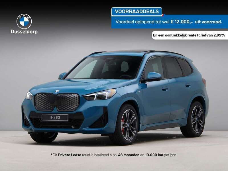 Blauw Nieuw 2025 BMW iX1 M Sport SUV | € 63.844 (Eerlijke prijs) - Afbeelding 1/4