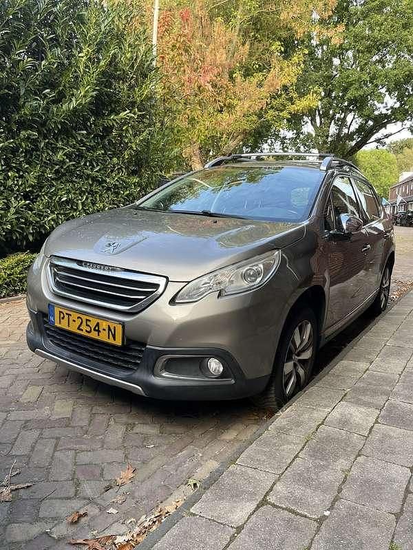 Grijs Gebruikt 2014 Peugeot 2008 Allure SUV | € 3.999 (Goede deal) - Afbeelding 1/4