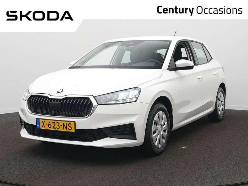 Wit Gebruikt 2024 Skoda Fabia Ambition Hatchback | € 16.900 (Goede deal) - Afbeelding 1/4