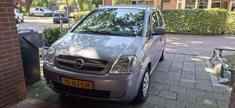 Gebruikt 2003 Opel Meriva MPV | € 999 (Eerlijke prijs) - Afbeelding 1/4