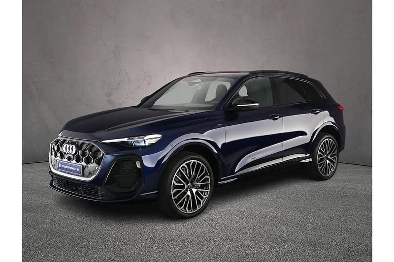 Navarrablauw metallic Nieuw 2025 Audi Q5 Ambiente SUV | € 82.358 - Afbeelding 1/4