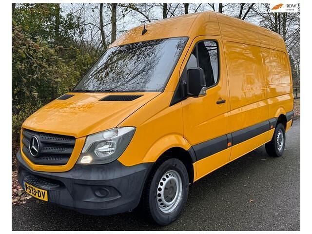Occasion Mercedes Sprinter 143 PK (105 kW) 2017 Geel Van