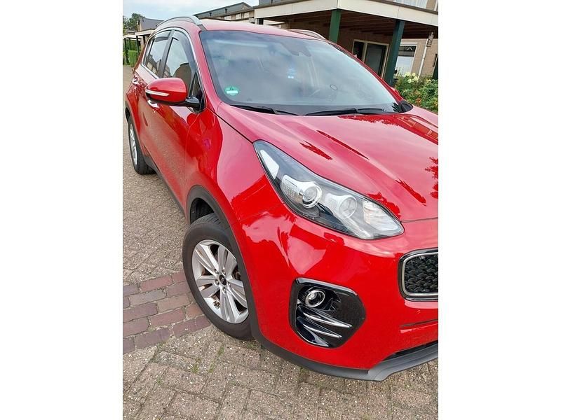 Rood (parellak) Occasion 2016 Kia Sportage SUV | € 14.950 (Eerlijke prijs) - Afbeelding 1/4