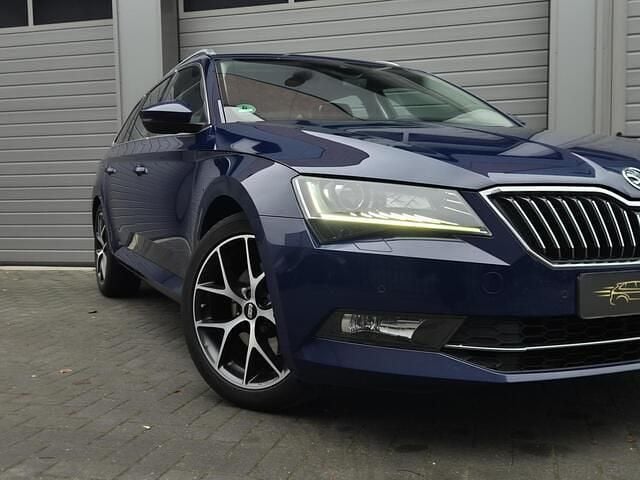 Occasion Skoda Superb 150 PK (110 kW) 2016 Blauw Stationwagen