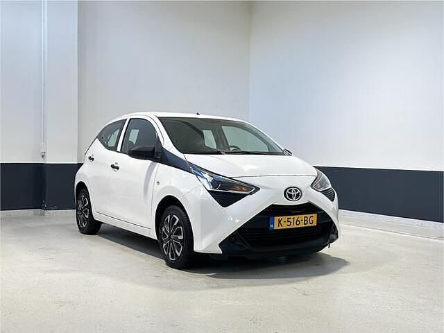 Occasion Toyota Aygo 72 PK (52 kW) 2020 Wit Hatchback