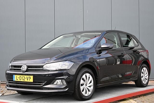 Zwart Gebruikt 2021 VW Polo Comfortline Hatchback | € 15.750 (Goede deal) - Afbeelding 1/4
