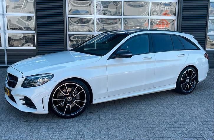 Gebruikt 2019 Mercedes C200 | € 24.995 (Duur) - Afbeelding 1/4