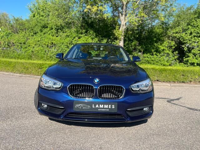 Occasion BMW 118 Advantage 136 PK (100 kW) 2017 Blauw Hatchback