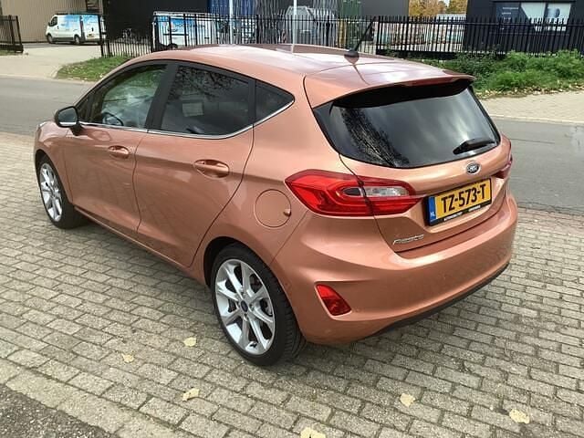 Occasion Ford Fiesta Vignale 125 PK (91 kW) 2018 Oranje Hatchback