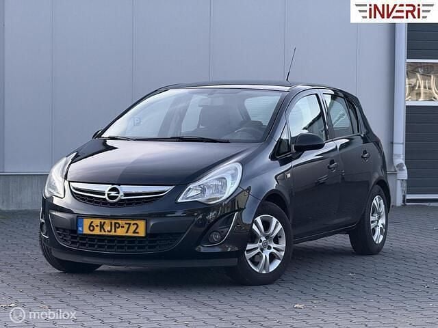 Zwart Gebruikt 2013 Opel Corsa Hatchback | € 1.990 (Eerlijke prijs) - Afbeelding 1/4