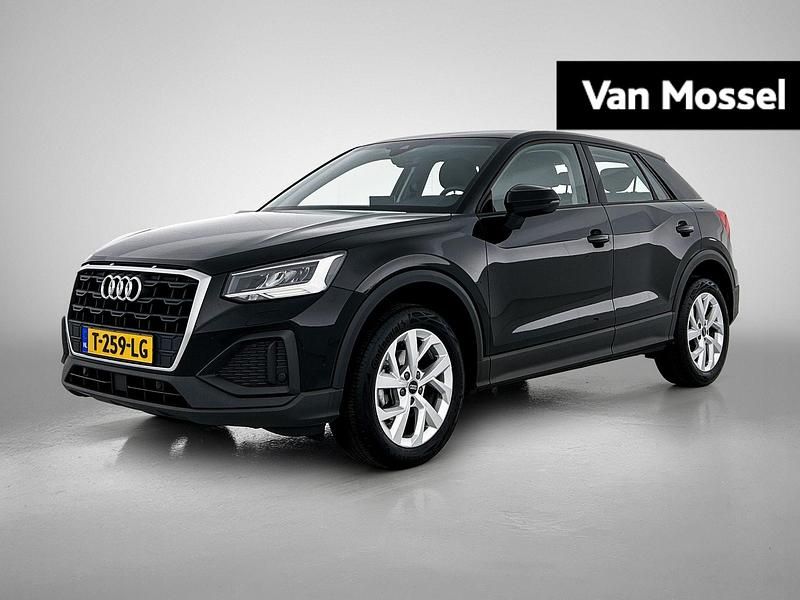 Zwart Gebruikt 2023 Audi Q2 Proline SUV | € 22.700 (Eerlijke prijs) - Afbeelding 1/4