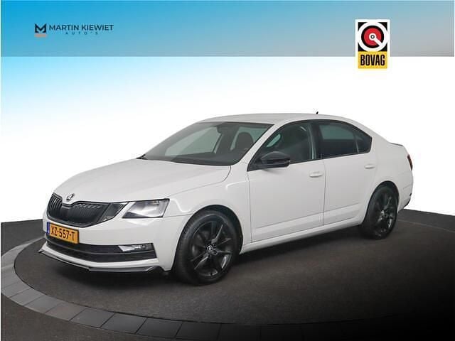 Wit Occasion 2019 Skoda Octavia Business Line Hatchback | € 10.799 (Eerlijke prijs) - Afbeelding 1/4