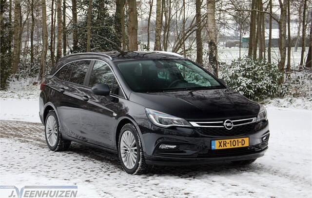Blauw Occasion 2019 Opel Astra Edition Stationwagen | € 10.999 (Goede deal) - Afbeelding 1/4
