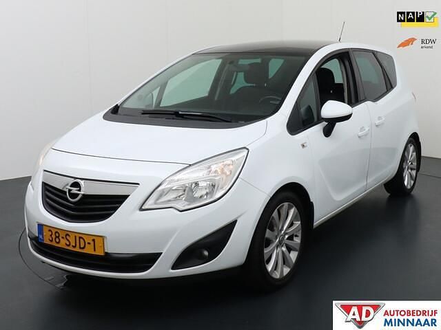 Wit Occasion 2011 Opel Meriva Edition MPV | € 4.999 (Iets duurder) - Afbeelding 1/4