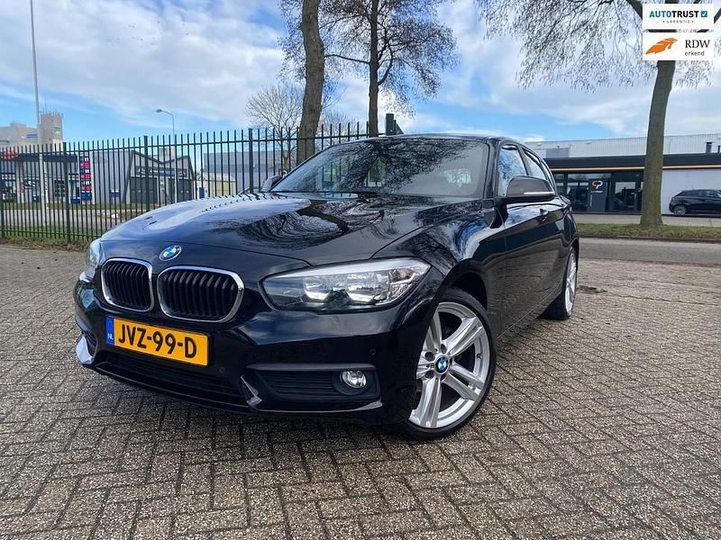 Occasion BMW 118 Sport Line 136 PK (100 kW) 2017 Zwart Hatchback