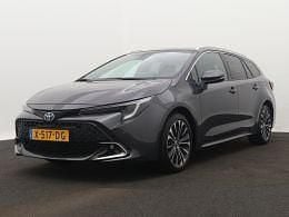 Grijs Gebruikt 2023 Toyota Corolla Edition Stationwagen | € 29.745 (Eerlijke prijs) - Afbeelding 1/3
