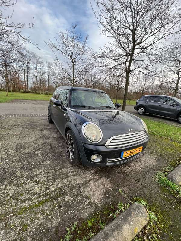 Zwart Gebruikt 2008 Mini Cooper Clubman Stationwagen | € 3.292 (Eerlijke prijs) - Afbeelding 1/4