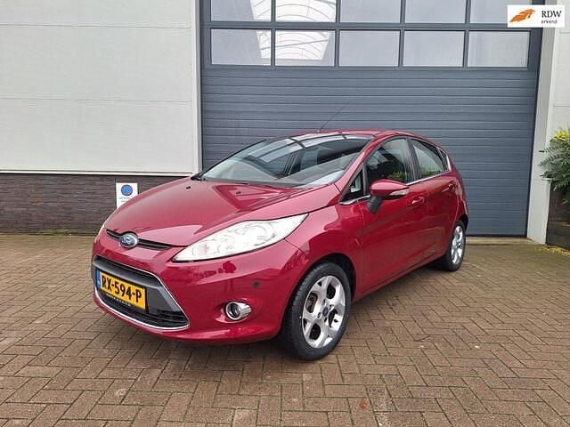 Rood Gebruikt 2009 Ford Fiesta Trend Hatchback | € 6.750 (Eerlijke prijs) - Afbeelding 1/4