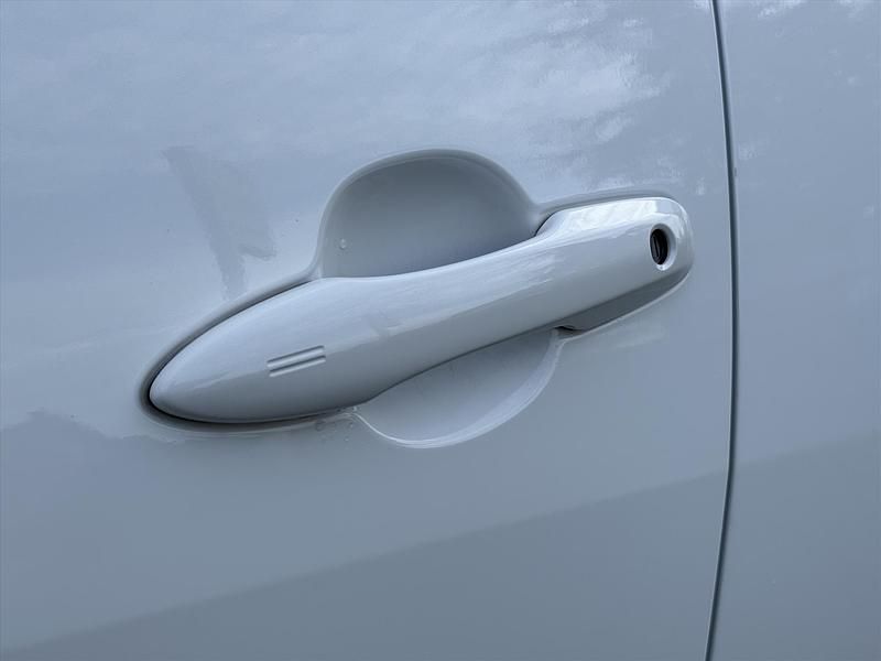 Occasion Toyota Yaris Hybrid Plus 116 PK (85 kW) 2024 Wit Hatchback