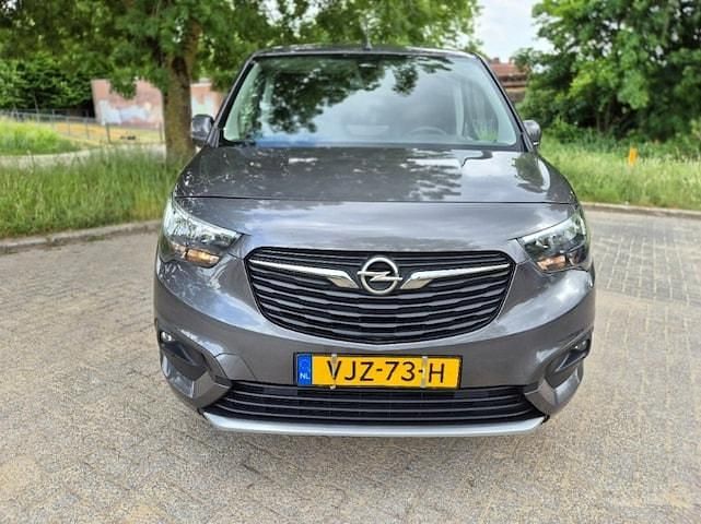Occasion Opel Combo 102 PK (75 kW) 2021 Grijs (metallic) MPV