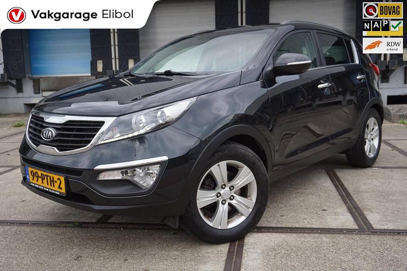 Zwart Gebruikt 2011 Kia Sportage Plus SUV | € 10.495 (Eerlijke prijs) - Afbeelding 1/4