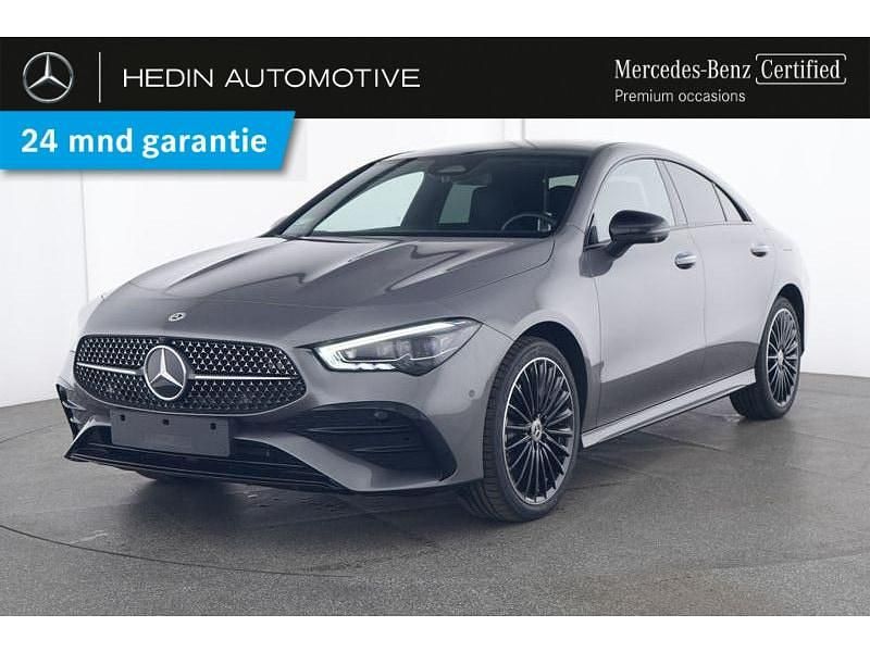 Grijs Gebruikt 2025 Mercedes CLA250 AMG line Sedan | € 51.900 - Afbeelding 1/3