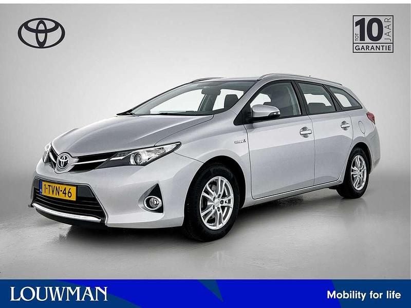 Grijs Gebruikt 2014 Toyota Auris Touring Sports Stationwagen | € 13.445 (Eerlijke prijs) - Afbeelding 1/3
