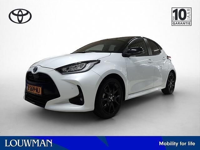 Wit parelmoer Occasion 2024 Toyota Yaris Executive Hatchback | € 28.450 (Eerlijke prijs) - Afbeelding 1/4