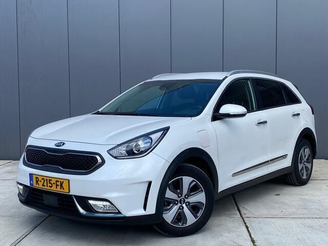 Wit Occasion 2019 Kia Niro SUV | € 19.895 (Goede deal) - Afbeelding 1/4