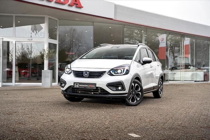 Wit (metallic) Occasion 2021 Honda Jazz Hybrid Hatchback | € 24.350 (Eerlijke prijs) - Afbeelding 1/4