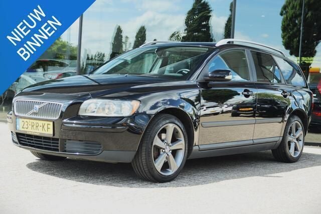 Zwart Gebruikt 2005 Volvo V50 Kinetic Stationwagen | € 3.400 (Iets duurder) - Afbeelding 1/4