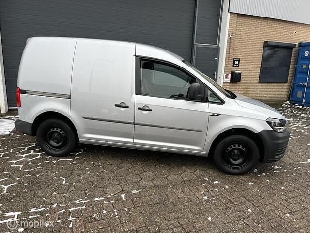 Occasion VW Caddy 101 PK (74 kW) 2017 Grijs MPV