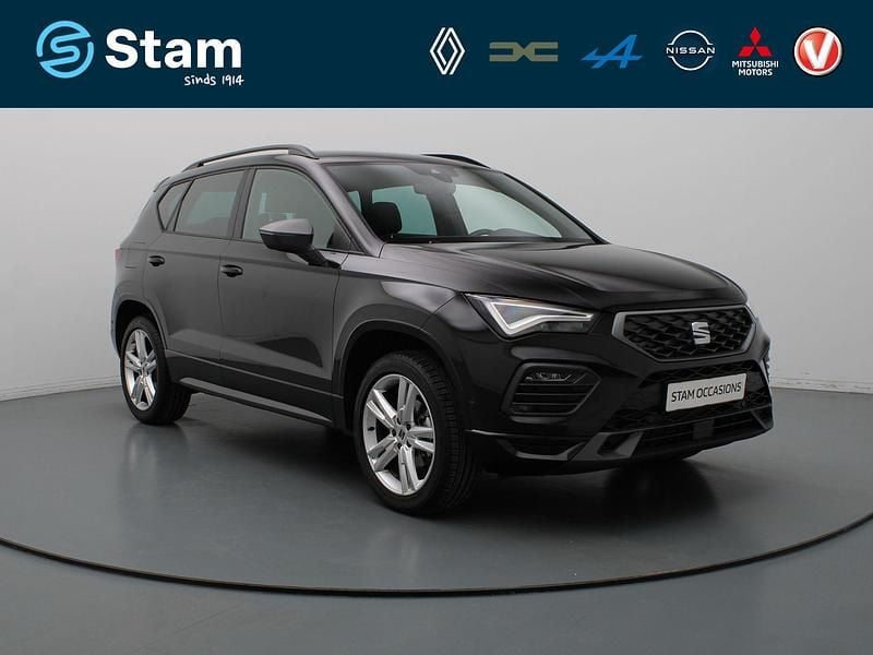 Zwart (metallic) Gebruikt 2025 Seat Ateca Business SUV | € 38.290 (Iets duurder) - Afbeelding 1/4