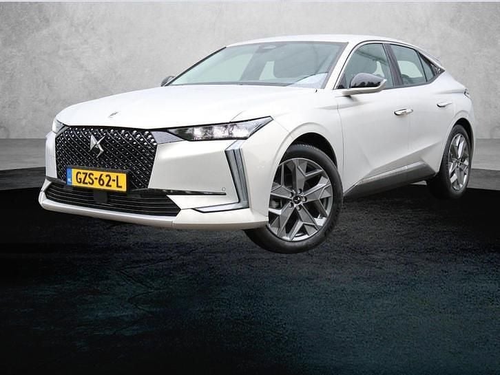 Grijs Gebruikt 2025 DS Automobiles DS4 Hatchback | € 36.920 - Afbeelding 1/3