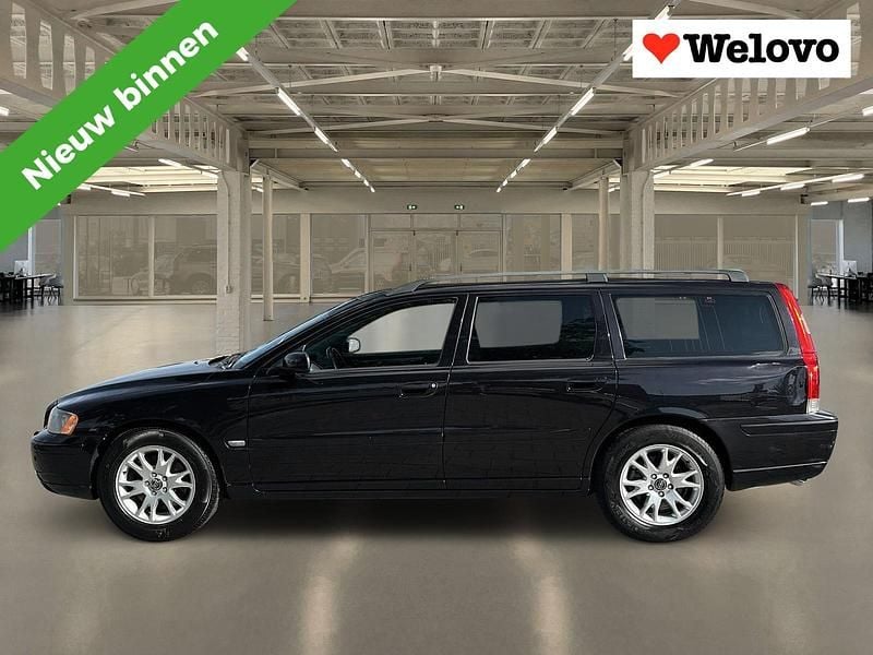 Blauw Gebruikt 2006 Volvo V70 Momentum Stationwagen | € 4.950 (Eerlijke prijs) - Afbeelding 1/4
