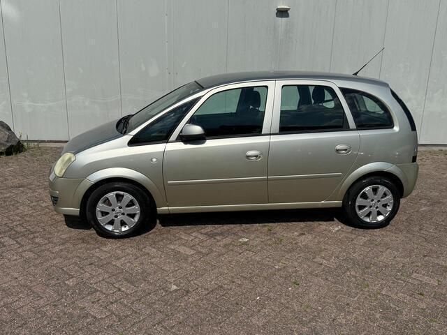 Beige Gebruikt 2008 Opel Meriva MPV | € 2.250 (Iets duurder) - Afbeelding 1/4